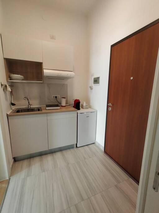 Aura Apartment בארי מראה חיצוני תמונה