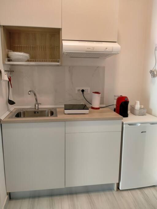 Aura Apartment בארי מראה חיצוני תמונה